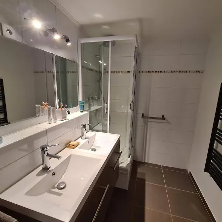 Les Balcons De L'eterlou