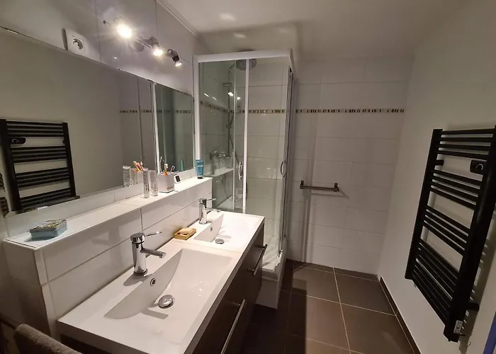 Les Balcons De L'eterlou